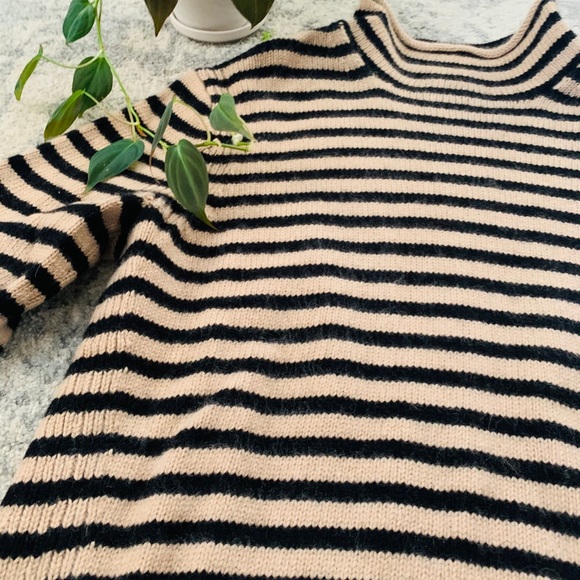 J.Crew Sweater - Picture 3 of 4